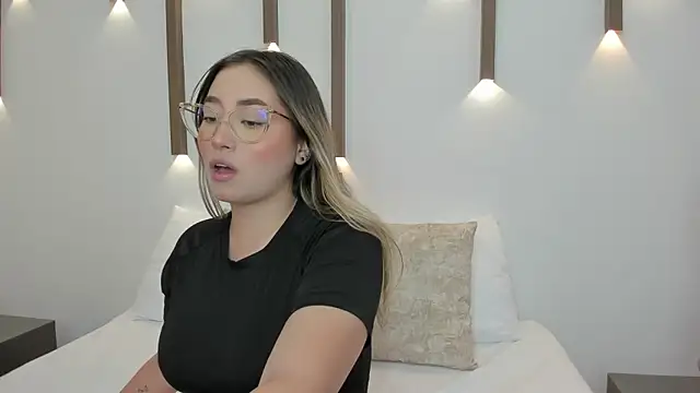 antonella cutie  online show from 01/29/25, 12:02