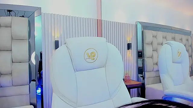 ashlyn parker online show from 01/14/25, 07:43