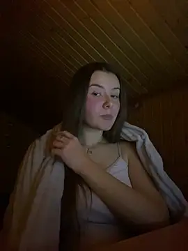 Snapshot of mewKate chatting on 02/08/25, 06:12 mewKate online show from 02/08/25, 06:12