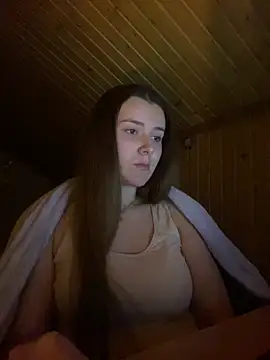 Snapshot of mewKate chatting on 02/10/25, 06:45 mewKate online show from 02/10/25, 06:45