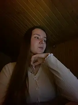 Snapshot of mewKate chatting on 02/15/25, 07:06 mewKate online show from 02/15/25, 07:06