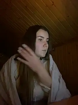 Snapshot of mewKate chatting on 02/16/25, 04:10 mewKate online show from 02/16/25, 04:10