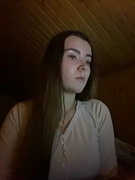 Snapshot of mewKate chatting on 02/17/25, 05:32 mewKate online show from 02/17/25, 05:32