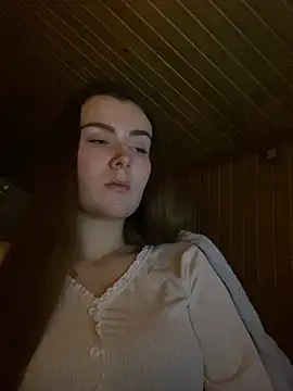 Snapshot of mewKate chatting on 02/17/25, 08:58 mewKate online show from 02/17/25, 08:58