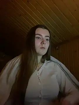 Snapshot of mewKate chatting on 02/20/25, 06:35 mewKate online show from 02/20/25, 06:35