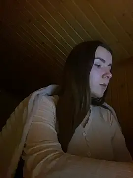 Snapshot of mewKate chatting on 02/21/25, 06:37 mewKate online show from 02/21/25, 06:37