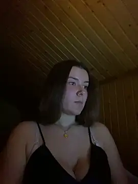 Snapshot of mewKate chatting on 03/08/25, 06:16 mewKate online show from 03/08/25, 06:16