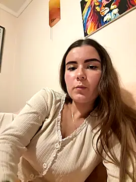 Snapshot of mewKate chatting on 10/12/25, 05:45 mewKate online show from 10/12/25, 05:45