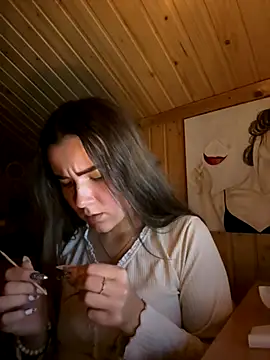 Snapshot of mewKate chatting on 10/26/25, 05:41 mewKate online show from 10/26/25, 05:41