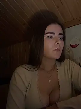 Snapshot of mewKate chatting on 11/10/25, 03:22 mewKate online show from 11/10/25, 03:22