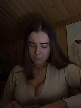 Snapshot of mewKate chatting on 11/11/25, 06:08 mewKate online show from 11/11/25, 06:08