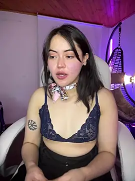 Camila pinkk online show from 04/30/26, 01:28