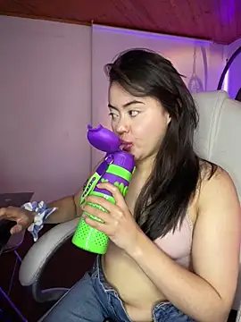 Camila pinkk online show from 05/11/26, 02:34