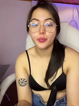 Camila pinkk online show from 05/12/26, 01:41