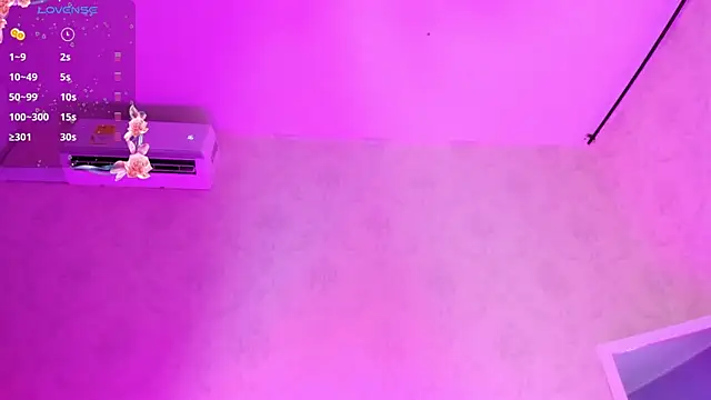 Snapshot of NAHIARA_LEE chatting on 11/21/25, 12:04 NAHIARA LEE online show from 11/21/25, 12:04