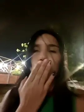 the queen of street online show from 09/19/25, 03:52