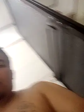 Snapshot of parejanuevahoff chatting on 09/26/25, 05:28 parejanuevahoff online show from 09/26/25, 05:28