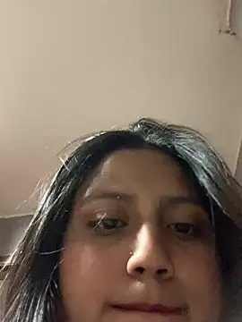 Snapshot of Adrianisx chatting on 01/19/25, 01:10 Adrianisx online show from 01/19/25, 01:10