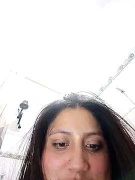 Snapshot of Adrianisx chatting on 02/03/25, 02:36 Adrianisx online show from 02/03/25, 02:36