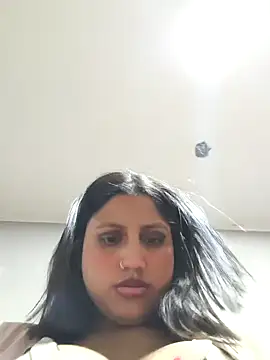 Snapshot of Adrianisx chatting on 02/08/25, 11:34 Adrianisx online show from 02/08/25, 11:34