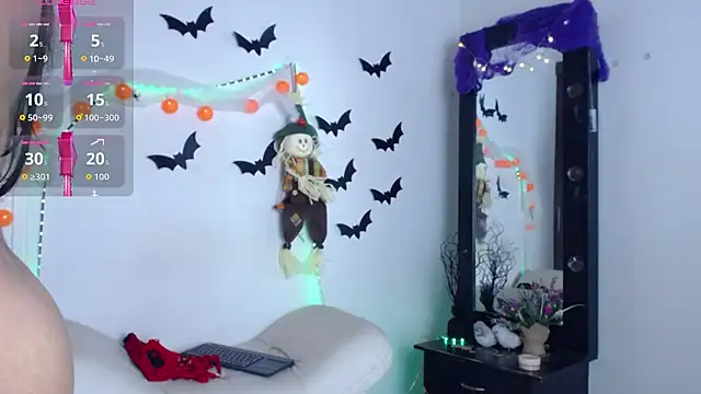 Yorkeidys1 online show from 10/23/25, 12:54