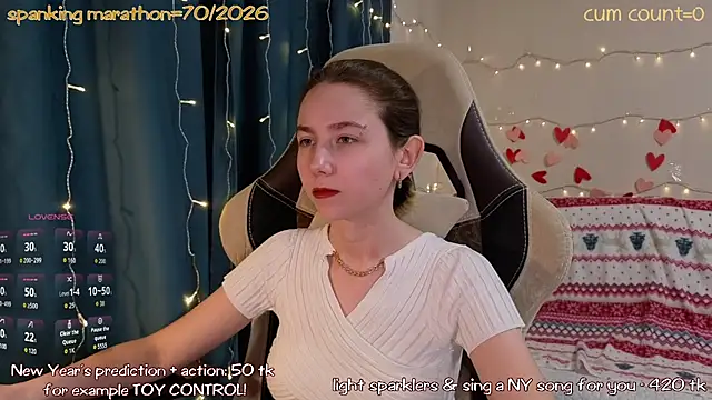 Snapshot of Aurora_First chatting on 01/14/26, 06:46 Aurora First online show from 01/14/26, 06:46