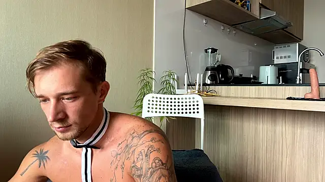 Snapshot of YourMarsLove chatting on 01/26/25, 02:35 YourMarsLove online show from 01/26/25, 02:35