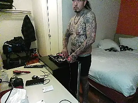 Snapshot of justthetip4209 chatting on 02/19/25, 03:06 justthetip4209 online show from 02/19/25, 03:06