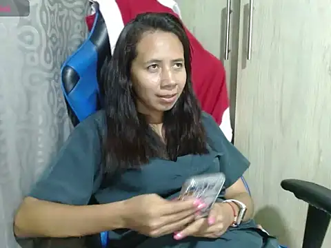 Danielagomez33 online show from 06/21/26, 12:46