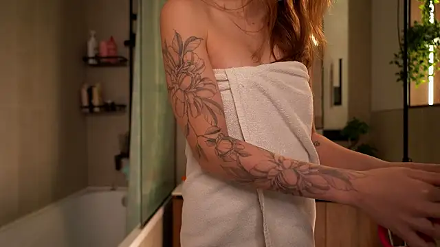 Tokyo N online show from 11/30/25, 09:08