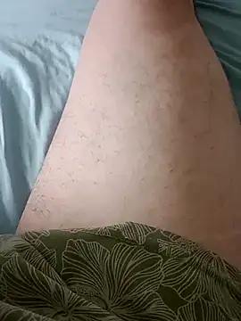 curtindo-muito82 online show from 11/30/25, 07:29