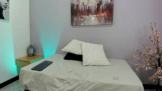 Charlot Vega  online show from 01/24/25, 04:16