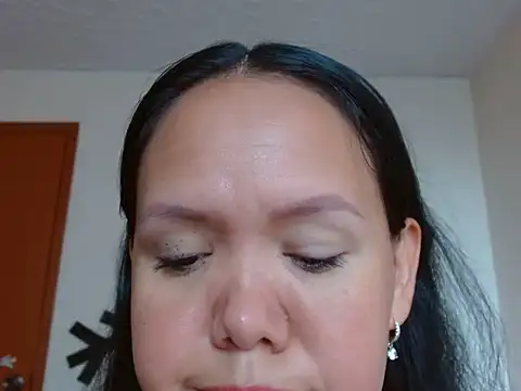 Snapshot of marilynbeautifullyhairy chatting on 01/14/25, 03:04 marilynbeautifullyhairy online show from 01/14/25, 03:04