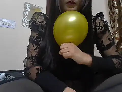 Snapshot of karishma_kappur chatting on 01/21/25, 02:26 karishma kappur online show from 01/21/25, 02:26