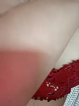 Snapshot of karishma_kappur chatting on 02/16/25, 08:33 karishma kappur online show from 02/16/25, 08:33