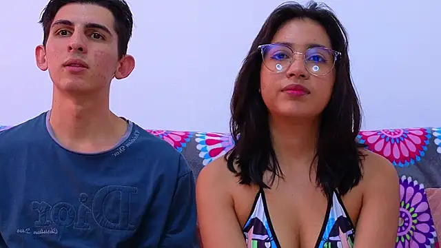 Ana and Leo online show from 02/07/25, 03:41