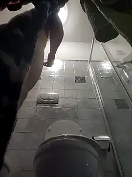 Snapshot of superdick3204 chatting on 03/13/25, 02:23 superdick3204 online show from 03/13/25, 02:23