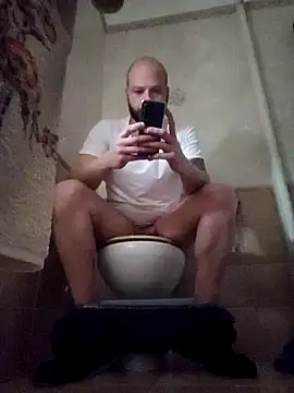 Snapshot of superdick3204 chatting on 03/16/25, 12:55 superdick3204 online show from 03/16/25, 12:55