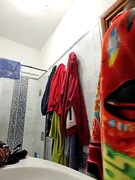 Snapshot of superdick3204 chatting on 03/19/25, 12:12 superdick3204 online show from 03/19/25, 12:12