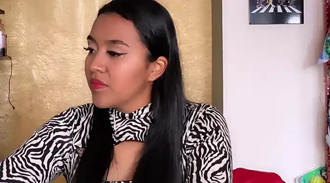 Snapshot of giselao chatting on 01/15/25, 07:23 giselao online show from 01/15/25, 07:23