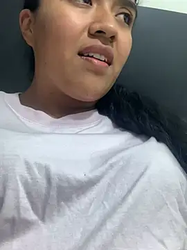 Snapshot of giselao chatting on 03/01/25, 03:21 giselao online show from 03/01/25, 03:21