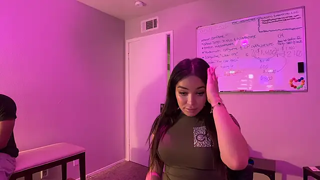 Snapshot of TaeeReazons chatting on 01/14/26, 11:27 TaeeReazons online show from 01/14/26, 11:27