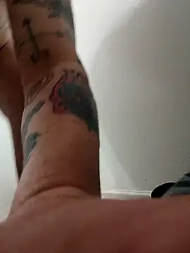 Snapshot of jayjay198080 chatting on 11/03/25, 05:03 jayjay198080 online show from 11/03/25, 05:03