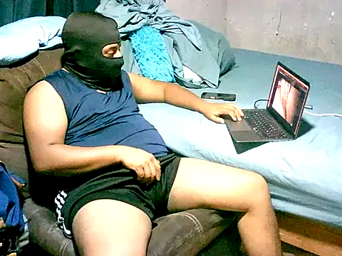 SergCarMX1 online show from 06/18/26, 04:13