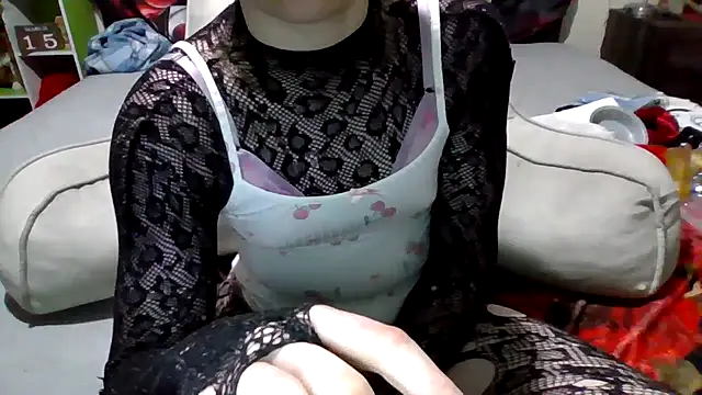 AverageRose online show from 03/16/25, 02:32