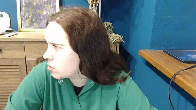 mini girly online show from 11/07/25, 11:21