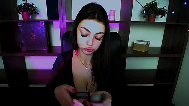 Lexi Jous online show from 03/04/25, 10:24