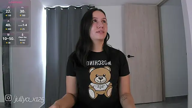 Jullya x online show from 04/22/26, 08:32
