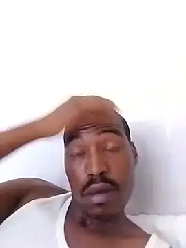 Snapshot of YKTV_ chatting on 01/06/25, 08:28 YKTV online show from 01/06/25, 08:28