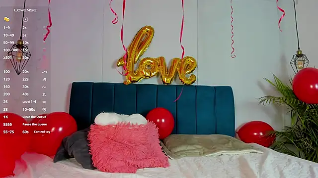 Bonny and carrot online show from 02/14/25, 10:58